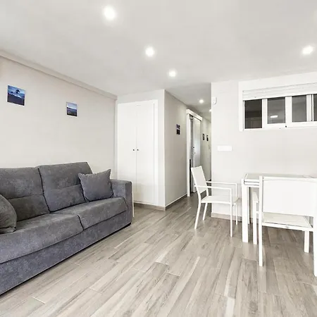 Stunning In With Kitchen